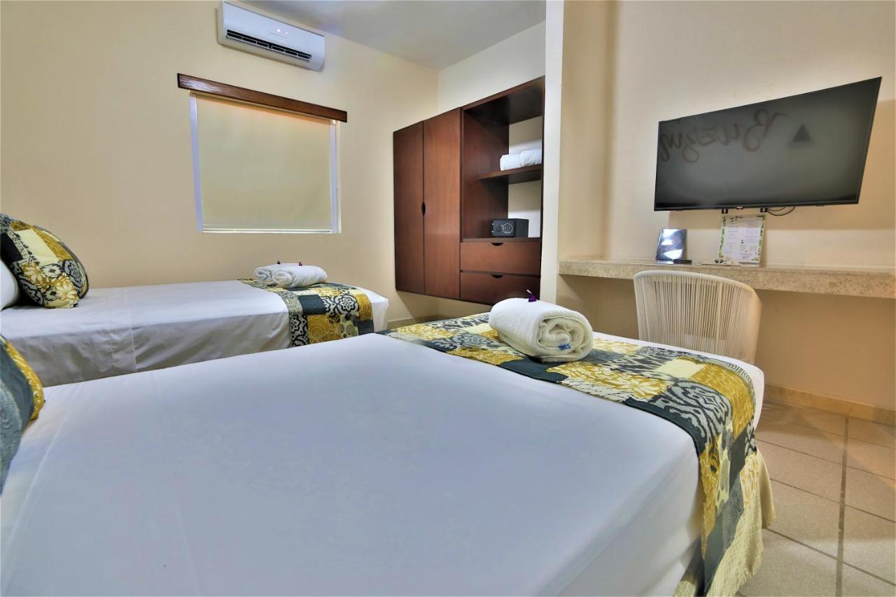 Hotel 12 Bees By Kavia Playa del Carmen Exterior foto